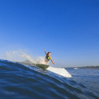 surfing_woman